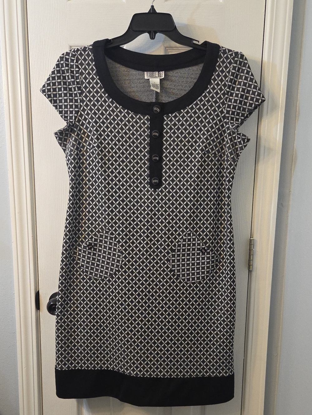 Robbie Bee Black and White Geometric Mini Dress